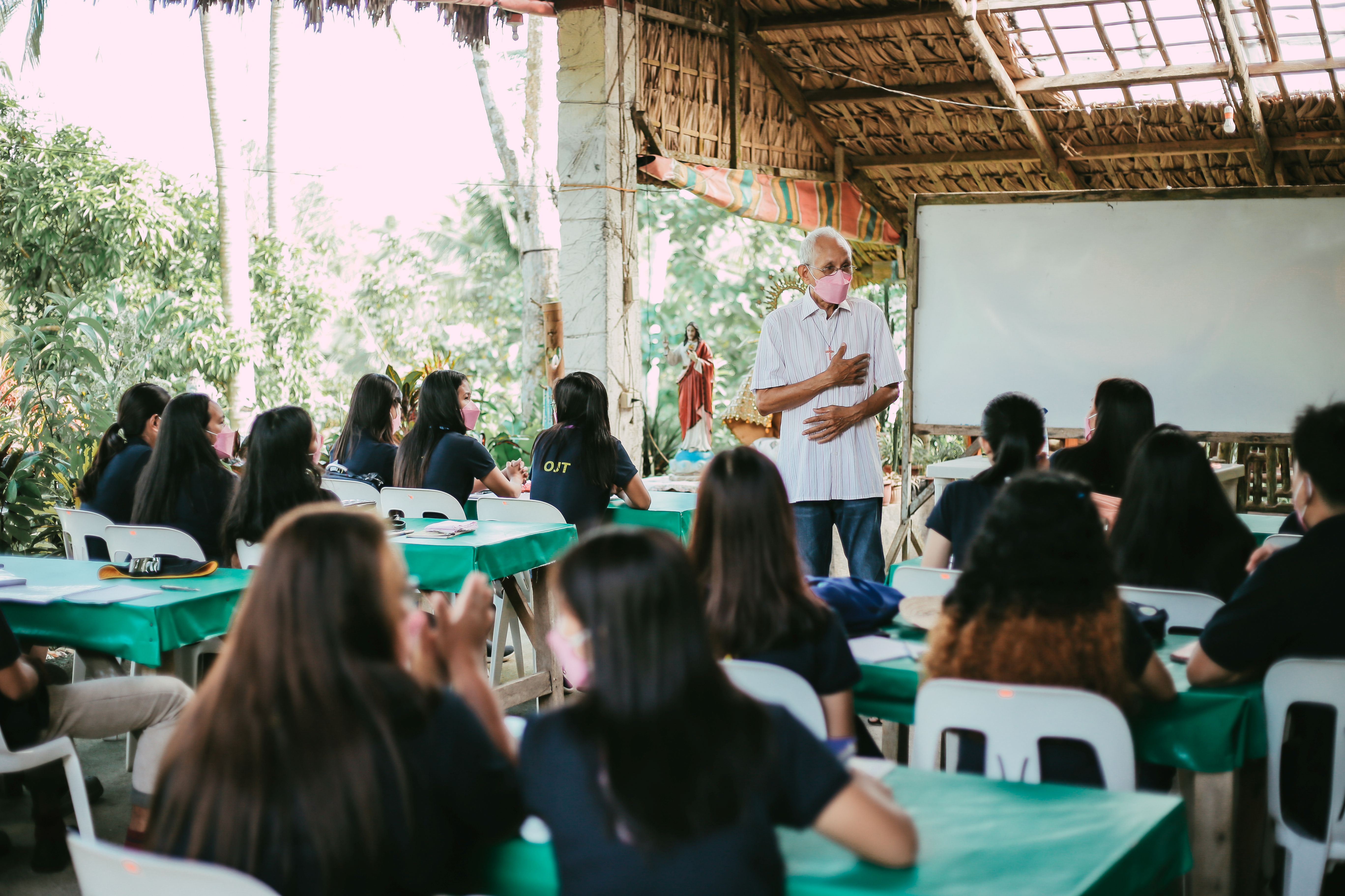 GMVCC Garchitorena Agribusiness students start internship program