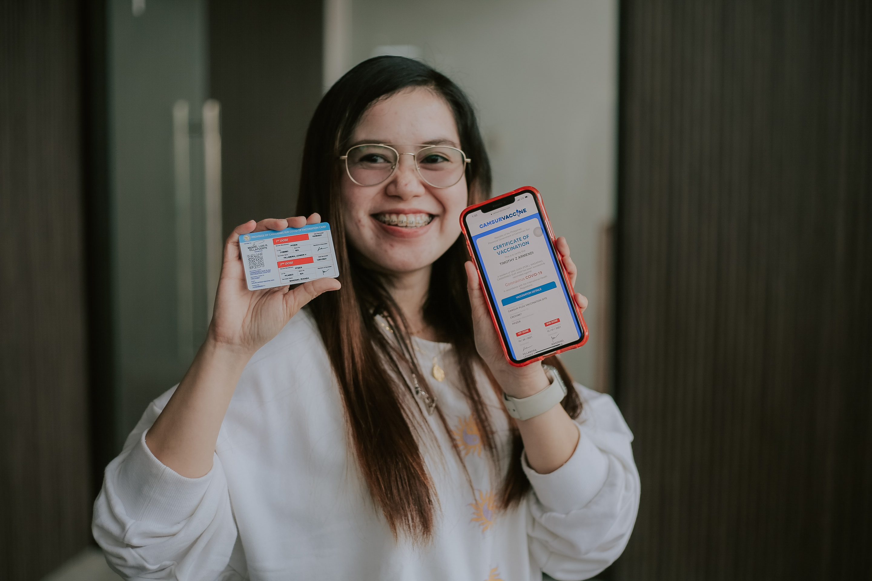 PVC type vaccination card in Camarines Sur, first in the Philippines