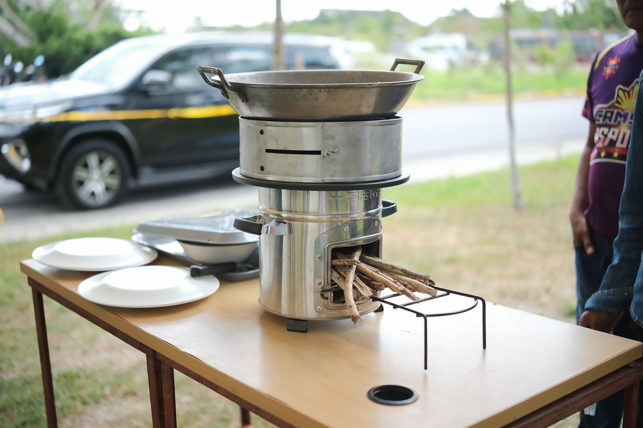 CamSur launches Kalanisan Improved Cookstoves Project to benefit 250,000 households, boost health and climate action